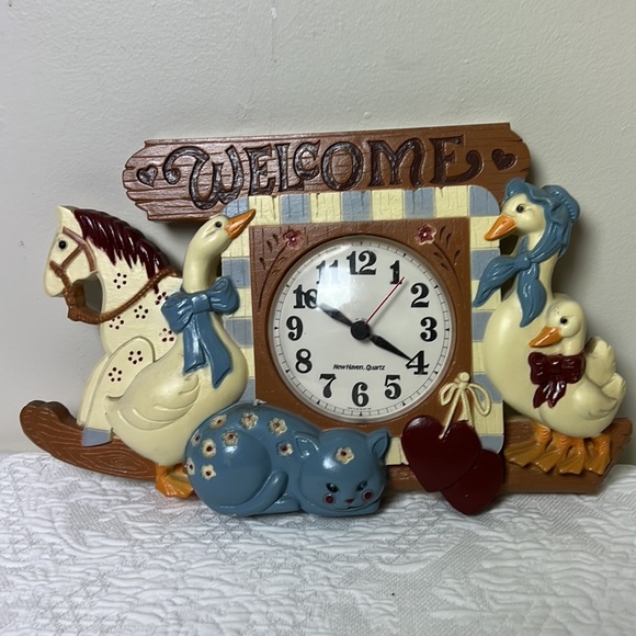 VTG Wall Decor/ Welcome/1986 Burwood Plastic Clock/ Geese /Rocking Horse/ Cat - Picture 2 of 9